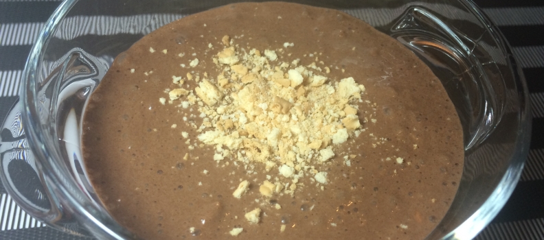 MOUSSE DE CHOCOLATE CON CRUJIENTE DE GALLETA